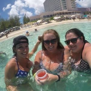 Meet your Posher, Cierra